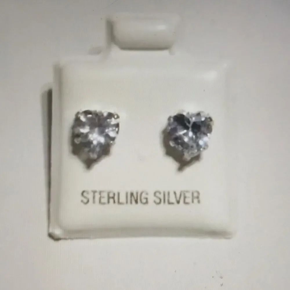 2 Ct. Heart Cut Simulated Diamond Stud Earrings